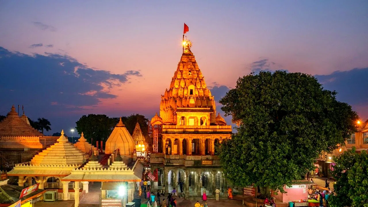 Read more about the article महाकाल मंदिर में अब एसडीएम और दो डिप्टी कलेक्टर भी तैनात
