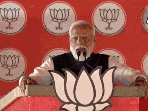 Read more about the article लालू ने बिहार को 2 ही चीजें दीं- पहला जंगलराज और दूसरा भ्रष्टाचार : पीएम मोदी