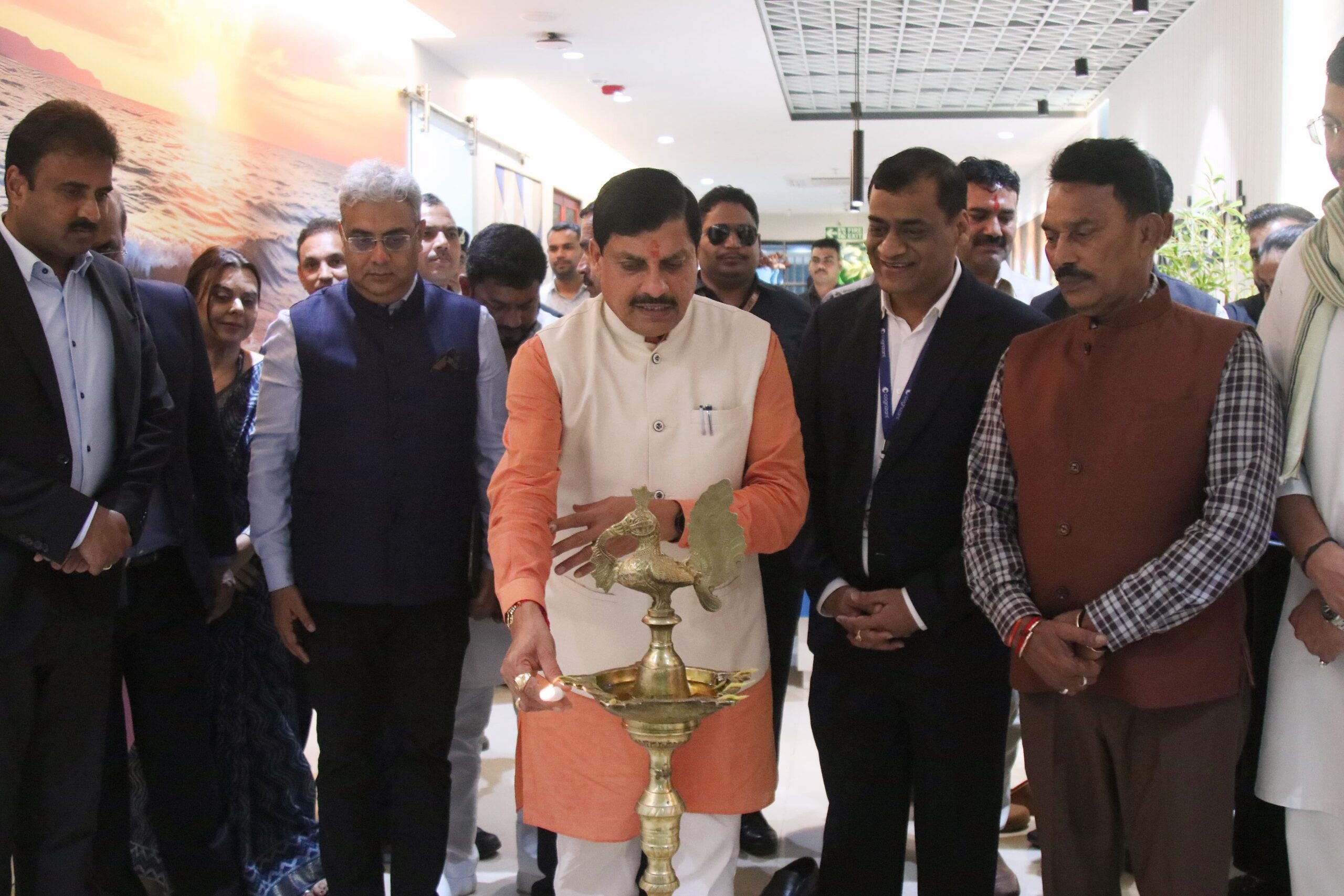 Read more about the article “महिला उद्यमी सम्मेलन” में मुख्यमंत्री डॉ. मोहन यादव ने की शिरकत, सिंगल क्लिक कर किया उद्योगों का भूमिपूजन और लोकार्पण ….