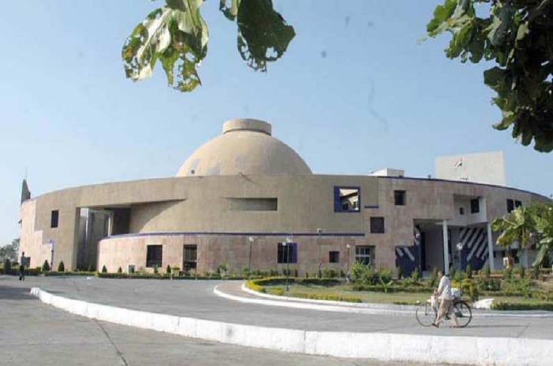 Read more about the article MP में विधानसभा का शीतकालीन सत्र 16 दिसंबर से, मोहन सरकार कर सकती है अनुपूरक पेश; महज 5 दिन का होगा विधानसभा शीतकालीन सत्र