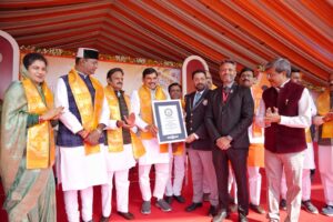 Read more about the article भोपाल में गीता जयंती पर हुआ ऐतिहासिक सामूहिक गीता पाठ, बना वर्ल्ड रिकॉर्ड; CM मोहन यादव ने लिया सर्टिफिकेट
