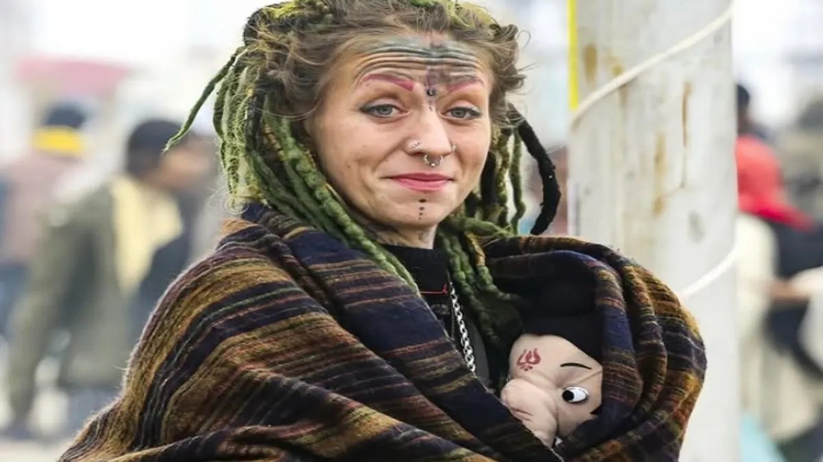 Read more about the article Mahakumbh में विदेशी श्रद्धालु की आस्था ने जीता सबका दिल, भगवान गणेश के साथ विदेशी श्रद्धालु की अनोखी तस्वीर हुई वायरल!