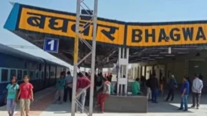 Read more about the article 40 साल बाद सपना साकार: ललितपुर-सिंगरौली रेल परियोजना को मिली गति, पहली बार सीधी पहुंची ट्रेन; लोगों ने जताई खुशी!