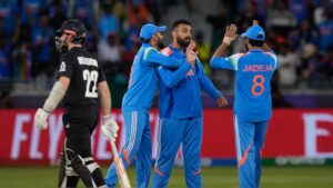 Read more about the article टीम इंडिया ने रचा इतिहास! 9 महीने में दूसरा ICC खिताब, भारत ने न्यूजीलैंड को 4 विकेट से हराकर चैंपियंस ट्रॉफी पर किया कब्जा; जडेजा के चौके से भारत विजयी