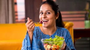 Read more about the article 30 की उम्र के बाद महिलाओं के शरीर में बदलाव, सही डाइट से रहें स्वस्थ और फिट