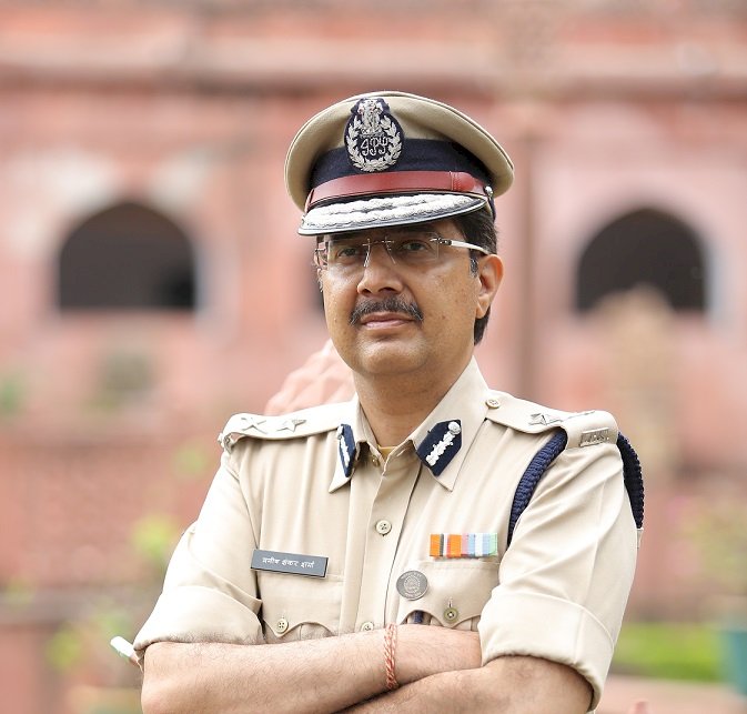 You are currently viewing देश ने खोया एक कर्तव्यनिष्ठ आईपीएस अधिकारी, IPS मनीष शंकर शर्मा का असमय निधन; पुलिस महकमे में शोक की लहर, CM ने जताया दुःख