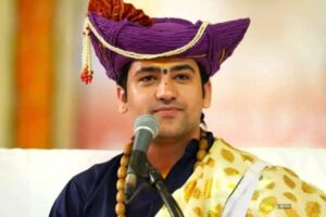 Read more about the article देशद्रोही बयान पर फंसे धीरेंद्र शास्त्री, कोर्ट ने दिया 20 मई को पेश होने का आदेश; महाकुंभ में नहीं जाने वालों को कहा था देशद्रोही!