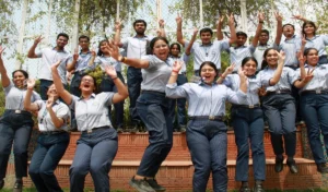 Read more about the article CBSE 12वीं का रिजल्ट जारी, लड़कियां फिर रहीं अव्वल; कुल 88.39% छात्र हुए पास !