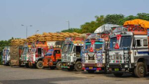 Read more about the article MP: ऑपरेशन सिंदूर के समर्थन में 7.5 लाख ट्रक सेना को सौंपे जाएंगे, इंदौर ट्रक ऑपरेटर्स एंड ट्रांसपोर्ट एसोसिएशन ने लिखा प्रधानमंत्री को पत्र; बोले- सेना के साथ हर मोर्चे पर खड़े हैं!