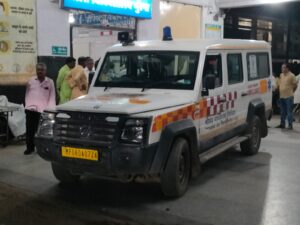 Read more about the article तेज रफ्तार बस ने पूर्व मंत्री गिर्राज दंडोतिया की कार को मारी जोरदार टक्कर: पैर की हड्डी टूटी, गंभीर हालत में दिल्ली रेफर; बस चालक और कंडक्टर मौके से फरार