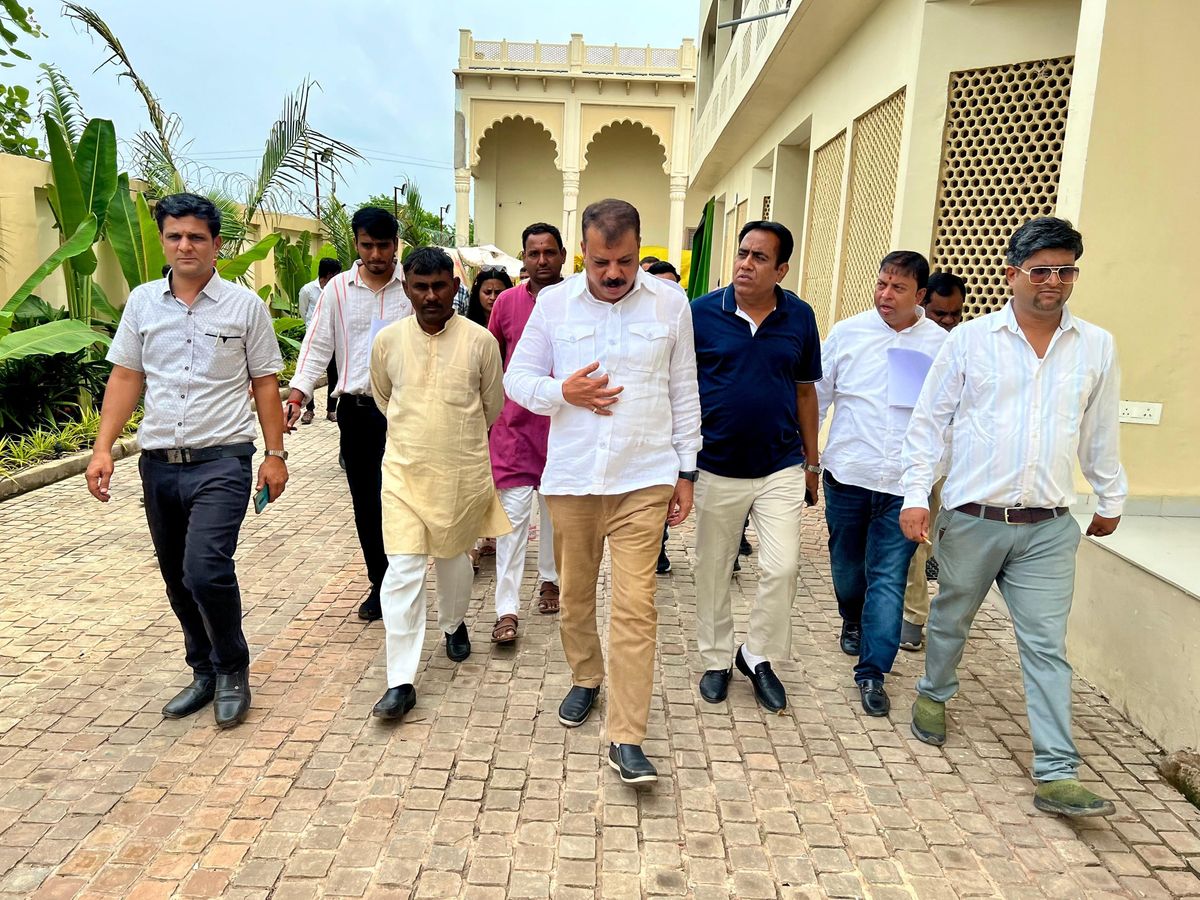 You are currently viewing मध्यप्रदेश कांग्रेस का ‘नव संकल्प प्रशिक्षण शिविर’ मांडू में: 21 और 22 जुलाई को आयोजित होगा शिविर,  2028 चुनाव के लिए विधायकों को दी जाएगी विशेष ट्रेनिंग!