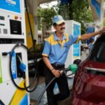 रूस से सस्ते तेल पर डील, मुनाफा कंपनियों और सरकार के पास; आम जनता को नहीं मिला फायदा!