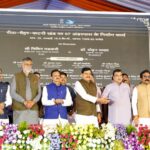 जबलपुर से मिला मध्यप्रदेश को अब तक का सबसे बड़ा रोड गिफ्ट, 60 हजार करोड़ से ज्यादा की परियोजनाओं का नितिन गडकरी ने किया ऐलान; मुख्यमंत्री मोहन यादव ने जताया मंत्री का आभार!