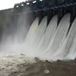 MP में मानसून की जोरदार वापसी: इंदौर-धार में मूसलाधार बारिश, नर्मदापुरम में तवा डैम के 3 गेट खोले; महू-इंदौर हाईवे पर 5 KM लंबा जाम