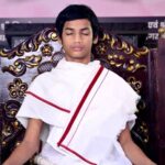 इंदौर में 13 वर्षीय बाल मुनि का चमत्कार: 300 सवालों के जवाब तुरंत, उल्टे और रैंडम क्रम में भी!