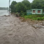 मध्यप्रदेश में झमाझम बारिश का कहर: बुरहानपुर में मोहल्लों से लेकर खेतों तक पानी, फसलें डूबीं और मकान ढहे; मौसम विभाग ने 25-26 सितंबर को तेज बारिश का अलर्ट जारी किया!