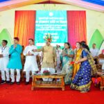 बालाघाट दौरे पर सीएम मोहन यादव, कहा नक्सलवाद को 2026 तक खत्म करेंगे; किसानों के खाते में ट्रांसफर किए ₹337 करोड़, युवाओं को दी रोजगार और 78 विकास कार्यों की सौगात