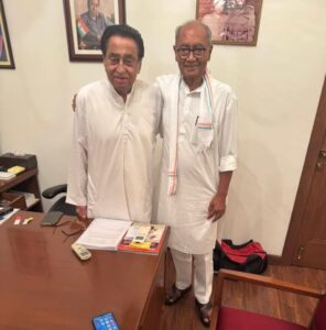 Read more about the article दिग्विजय ने कमलनाथ के लिए लिखा- हमारे बीच मनभेद नहीं