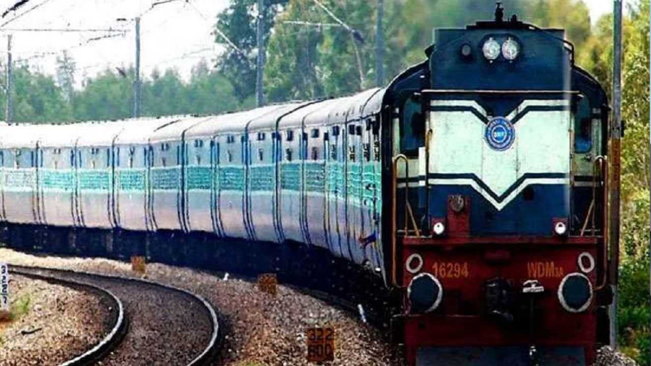 Holi Special Train: होली पर इंदौर-खड़की के बीच चलेगी स्पेशल ट्रेन, 4 मार्च से शुरू होगा संचालन