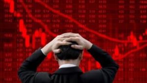 Read more about the article शेयर बाजार में हाहाकार! सेंसेक्स में 1700 और निफ्टी में 500 अंकों से ज्यादा की गिरावट, क्यों स्टॉक मार्केट हुआ धड़ाम?