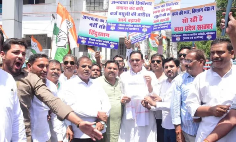 एमपी में गेहूं खरीदी शुरू होते ही विवाद, कांग्रेस के 5 हजार कार्यकर्ता सड़कों पर उतरे; पटवारी का आरोप- गेहूं खरीदी में हुआ ‘रणनीतिक घोटाला’