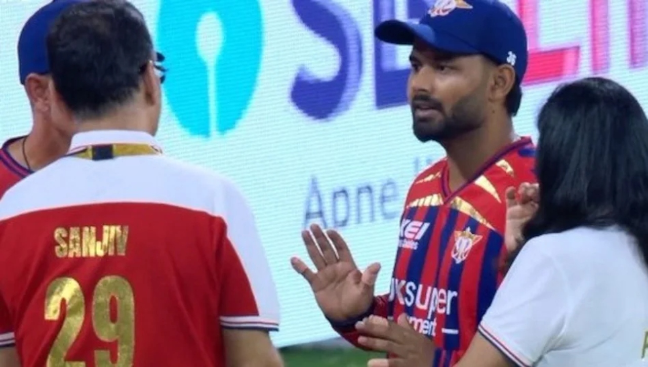 You are currently viewing दिल्ली के हाथों हार के बाद ऋषभ पंत संग संजीव गोयनका की तीखी बातचीत, LSG कैंप का VIDEO वायरल