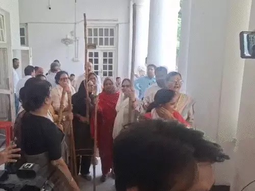 You are currently viewing NEET पेपर लीक विरोध: लखनऊ से पटना तक कांग्रेस-भाजपा आमने-सामने, कई राज्यों में प्रदर्शन, पुलिस की सख्ती और राजनीतिक टकराव तेज