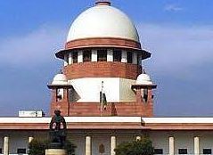 You are currently viewing सुप्रीम कोर्ट करेगा उद्धव ठाकरे की याचिका पर जल्द सुनवाई, 6 सांसदों के शिंदे गुट में शामिल होने का मामला पहुंचा अदालत