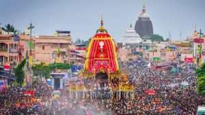 Read more about the article पुरी रथयात्रा में 10 लाख से अधिक श्रद्धालु पहुंचे, दो श्रद्धालुओं की मौत; सरकार ने भगदड़ की खबरों से किया इनकार