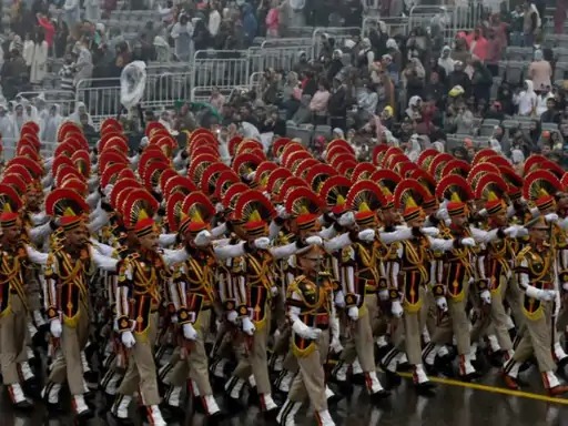 You are currently viewing स्वतंत्रता दिवस पर 1,057 पुलिसकर्मियों को सम्मान, 301 को गैलेंट्री मेडल; नक्सल इलाकों के 197 जवान शामिल