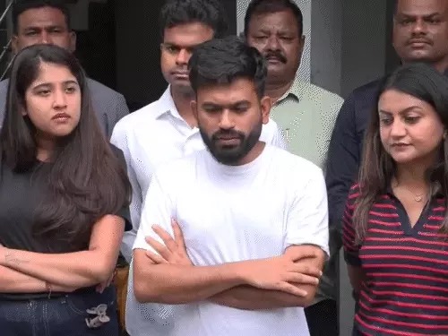 You are currently viewing अभिजीत दीपके का बड़ा ऐलान, संगठन जन आंदोलन के रूप में करेगा काम, राजनीतिक दल बनाने से किया इनकार