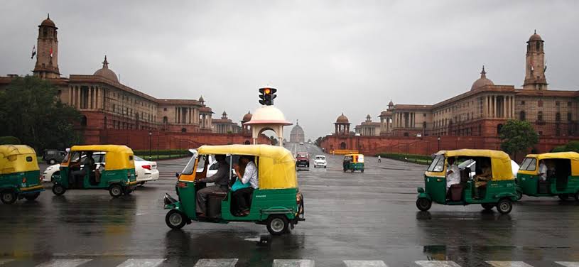 You are currently viewing दिल्ली-NCR में CNG के दाम फिर बढ़े: ₹3.89 प्रति किलो महंगी, दिल्ली में कीमत ₹86.98 हुई