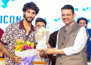 Read more about the article फडणवीस बोले- लोकतंत्र में कोई भी मुख्यमंत्री बन सकता है: चाय बेचने वाला भी देश का प्रधानमंत्री बन सकता है