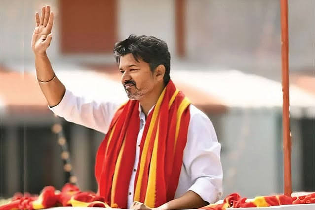You are currently viewing तमिलनाडु में विधानसभा-सचिवालय की नई जगह की तैयारी: फोर्ट सेंट जॉर्ज से शिफ्टिंग के लिए 4 स्थानों पर विचार